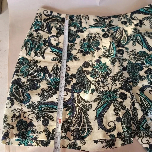 Ann Taylor Loft Shorts Women's Linen Cotton Flat Front Green White Paisley Sz 2 - Picture 5 of 11